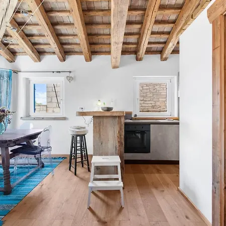 Casa Cristallo And Tofana Novigrad (Istria)